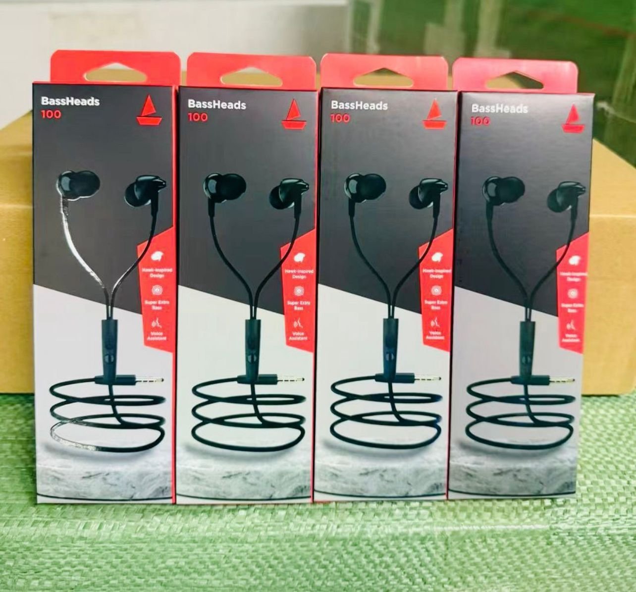 EARPHONE