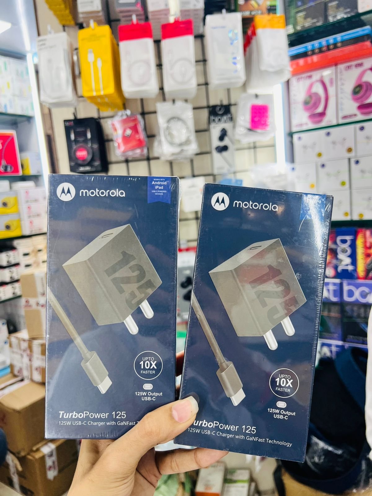 MOTO 125W CHARGER MARKET OG